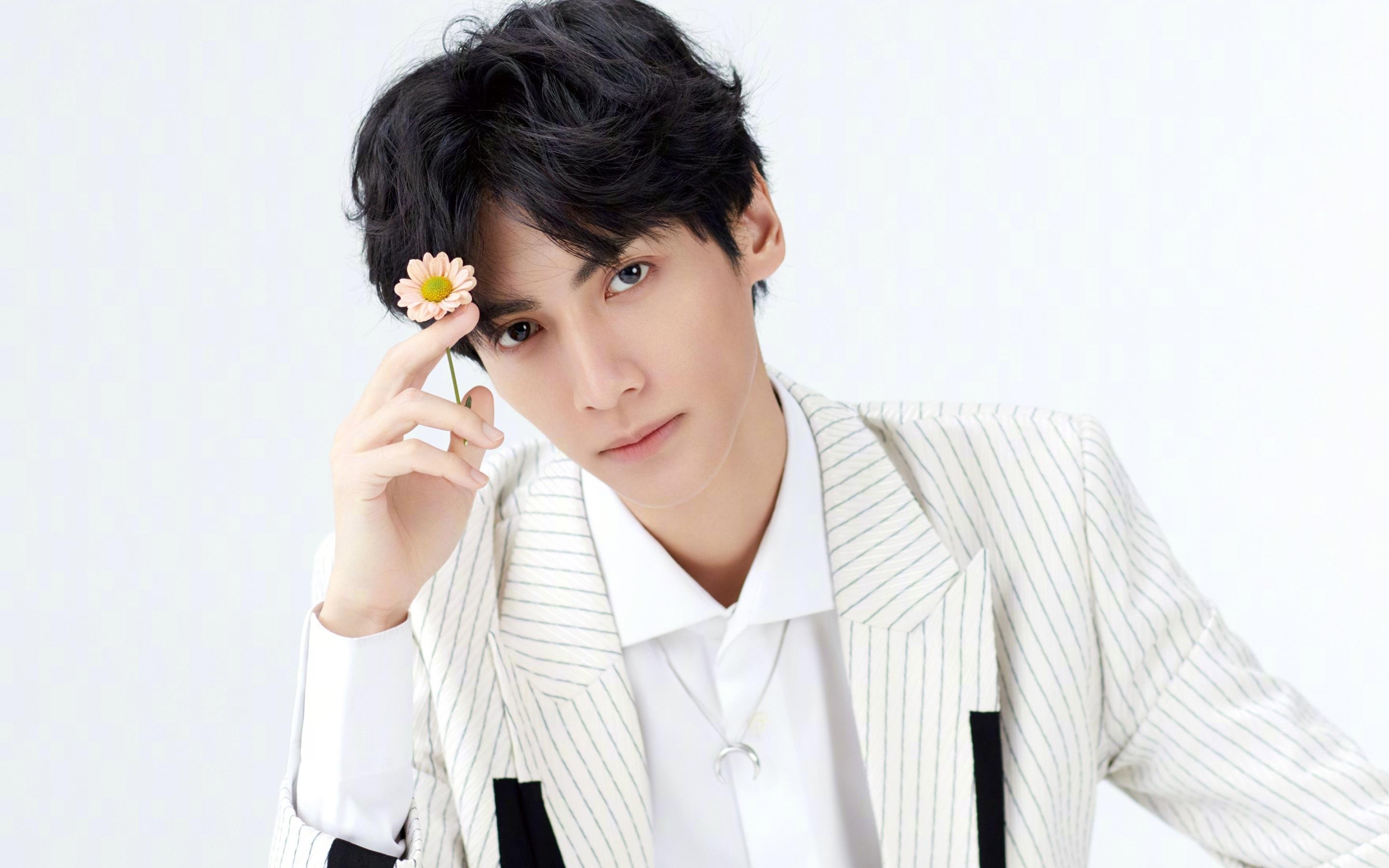 AIYOUXI.COM-_极地探索赛：穿越冰雪原野的勇者之旅_，极地探险