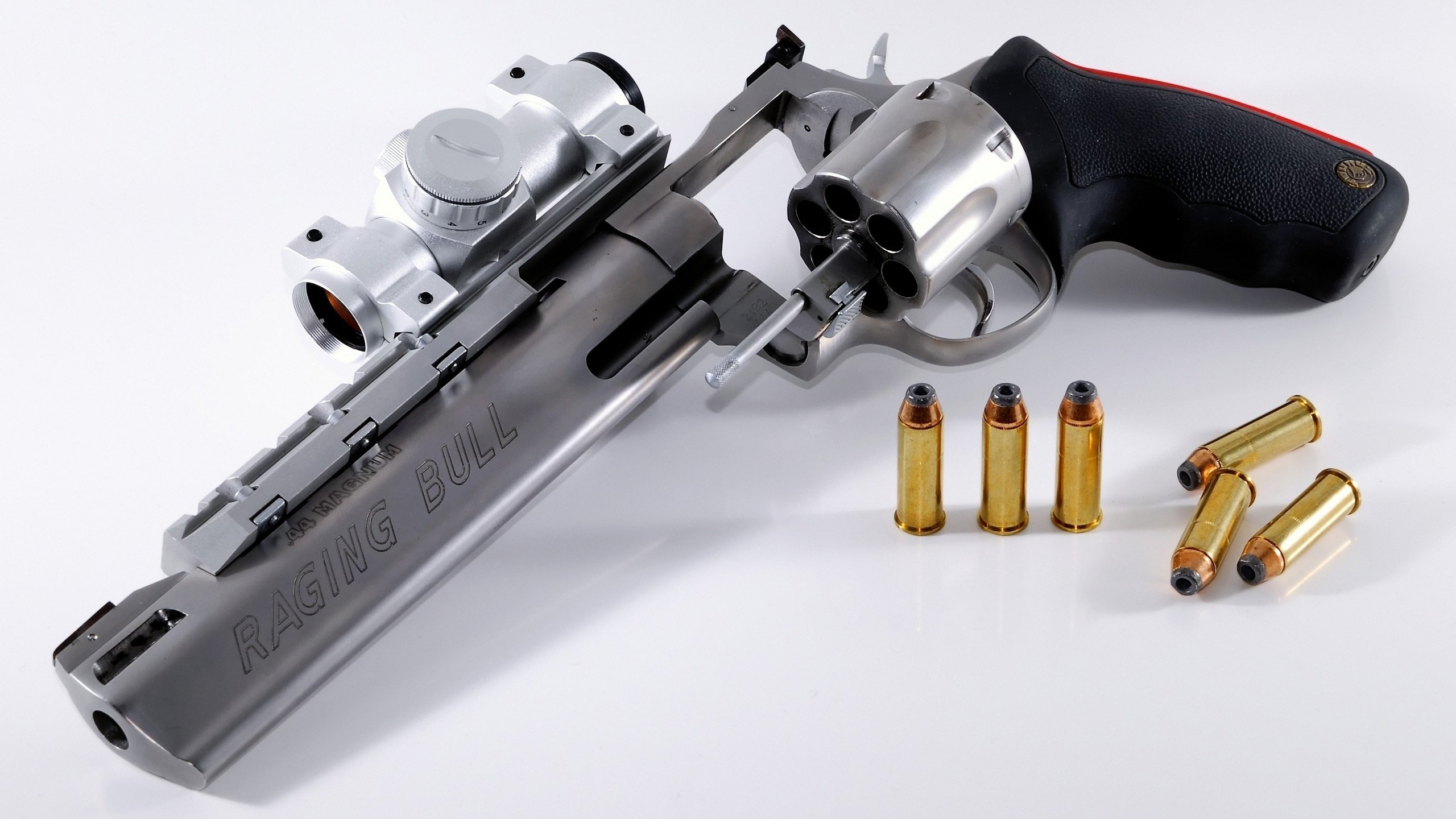 爱游戏体育平台-中国足球职业俱乐部参与社区足球节活动，基层足球协会组织机构