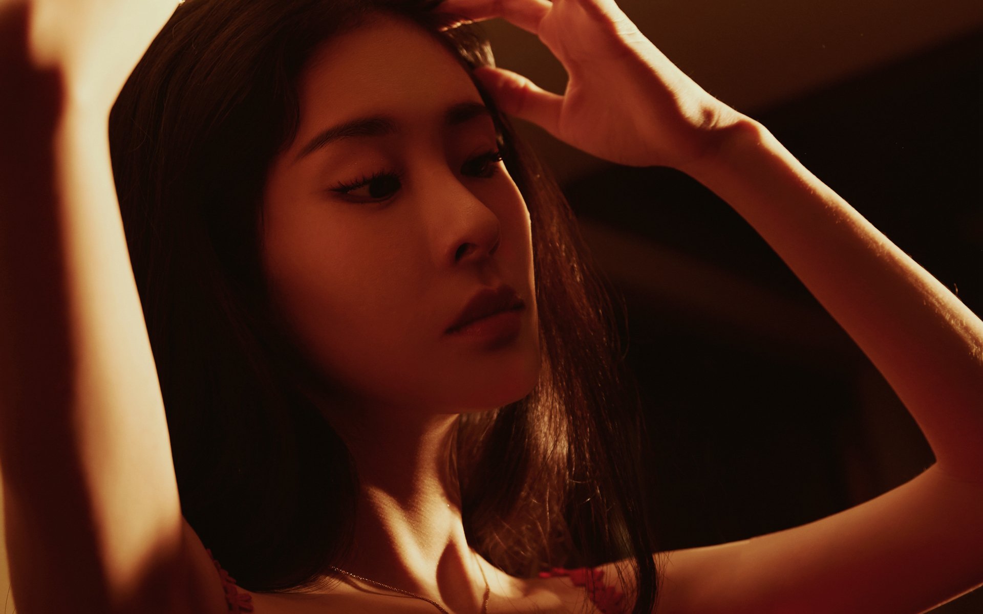 AIYOUXI.COM-国王控卫投篮手感火热连续命中三分，国王队投手